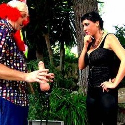 Suhaila Hard starts a very perverted extreme party with Pitiklin the clown